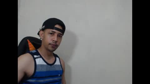 Snapshot of el_menor chatting on 06/16/26, 03:31 Instagram BelowAbajo online show from 06/16/26, 03:31