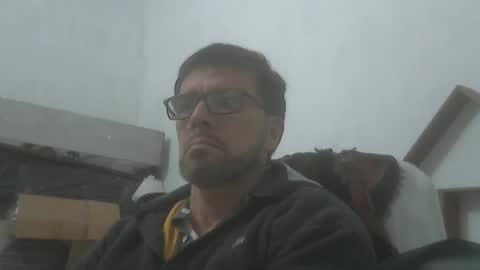 el_principe_veryhot online show from 04/15/26, 03:24
