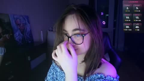 If you like it when I meow give me a thumbs up online show from 01/10/25, 03:58