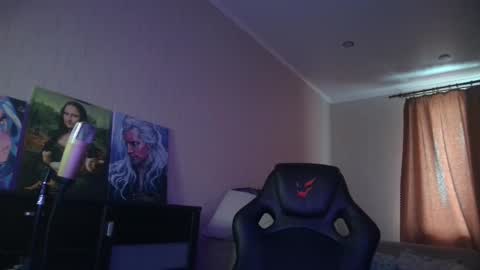 If you like it when I meow give me a thumbs up online show from 02/17/25, 10:18