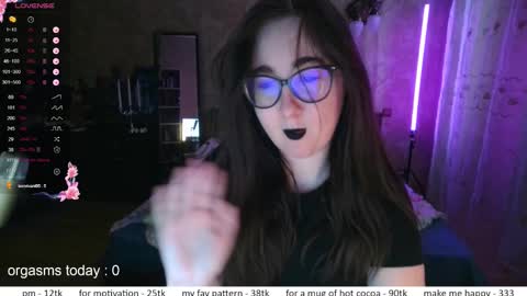 If you like it when I meow give me a thumbs up online show from 12/16/25, 12:10