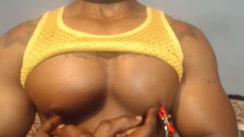 el_vecino_m online show from 04/24/26, 04:04