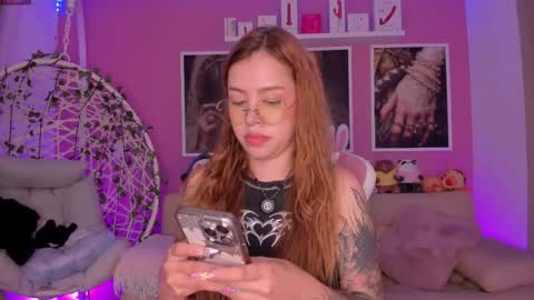 Snapshot of ela_garu_ chatting on 09/28/25, 05:46 Ela online show from 09/28/25, 05:46