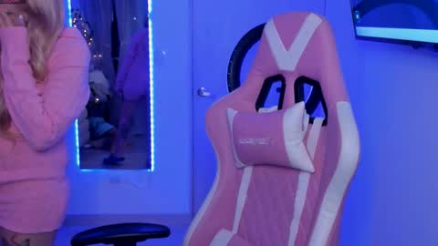 Snapshot of ela_garu_ chatting on 11/09/25, 06:55 Ela online show from 11/09/25, 06:55