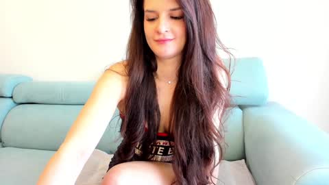 Ela online show from 03/12/25, 10:26