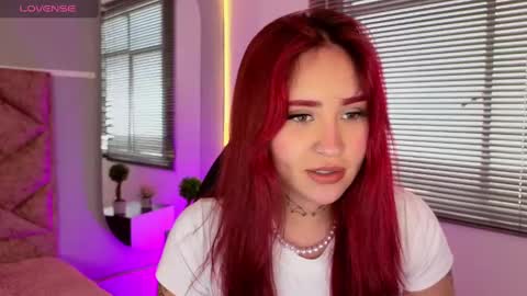 Snapshot of elaia_muller chatting on 03/10/25, 02:37 Elaia online show from 03/10/25, 02:37