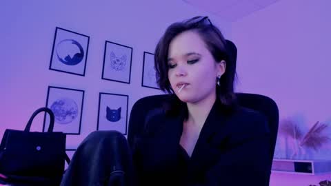 Your sweet girl online show from 12/18/24, 02:10