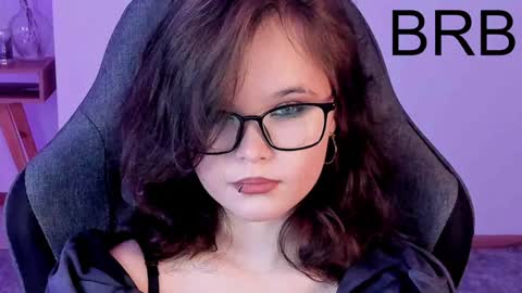 Your sweet girl online show from 12/27/24, 10:37