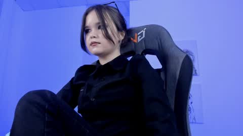 Your sweet girl online show from 01/14/25, 10:34