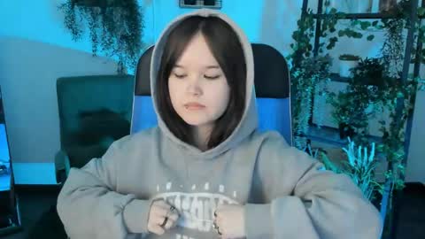 Your sweet girl online show from 04/24/26, 08:33