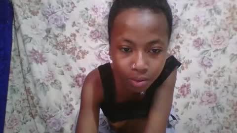 elalia1234 online show from 11/25/25, 06:57