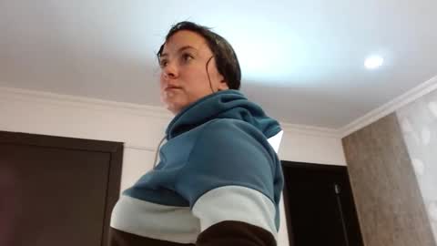 elamurray online show from 11/20/25, 11:10