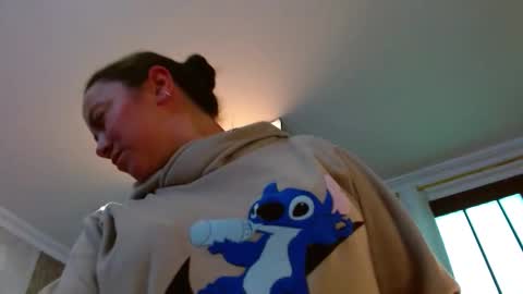 elamurray online show from 11/25/25, 11:21