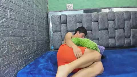 Elan Giralon online show from 03/12/26, 02:50