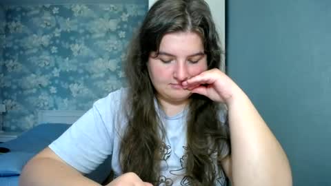 Snapshot of elanis_blair chatting on 06/24/26, 12:37 Elanis online show from 06/24/26, 12:37