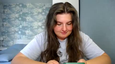 Snapshot of elanis_blair chatting on 06/28/26, 02:56 Elanis online show from 06/28/26, 02:56