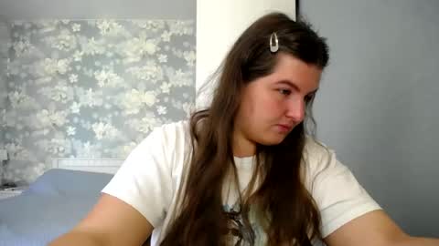 Snapshot of elanis_blair chatting on 07/19/26, 10:08 Elanis online show from 07/19/26, 10:08