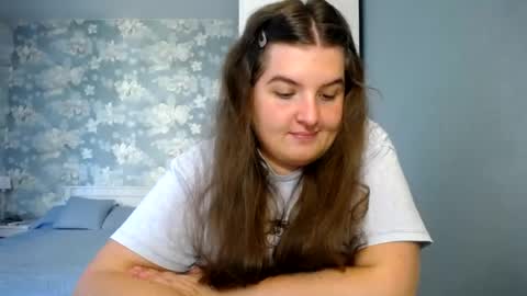 Snapshot of elanis_blair chatting on 07/23/26, 03:10 Elanis online show from 07/23/26, 03:10