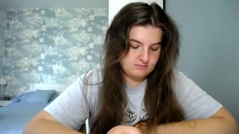Snapshot of elanis_blair chatting on 07/27/26, 12:56 Elanis online show from 07/27/26, 12:56