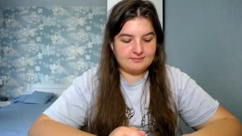 Snapshot of elanis_blair chatting on 08/04/26, 09:01 Elanis online show from 08/04/26, 09:01