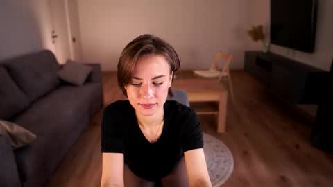 Snapshot of elannand chatting on 10/09/25, 06:11 ELA 3 online show from 10/09/25, 06:11