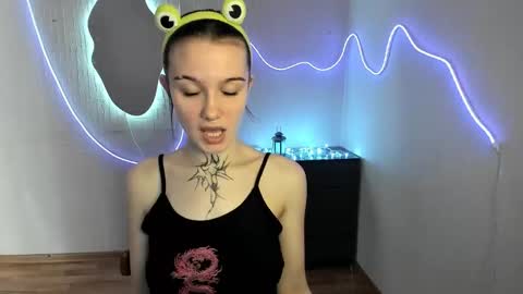 Snapshot of elastikiss chatting on 02/24/26, 07:39 elastikiss online show from 02/24/26, 07:39