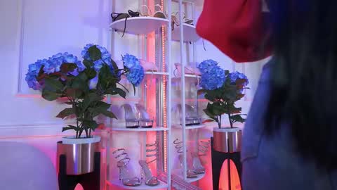 Snapshot of elasummeer chatting on 02/20/26, 01:33 Elasummeer online show from 02/20/26, 01:33