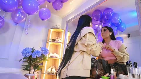 Elasummeer online show from 04/20/26, 12:08