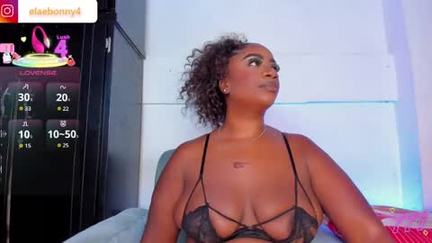 Snapshot of elawalker1 chatting on 05/02/26, 02:16 Ela online show from 05/02/26, 02:16