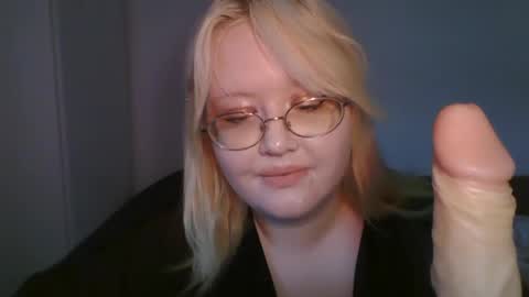 elayne_sweet online show from 04/21/26, 06:20
