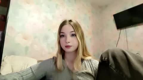 MIa online show from 04/20/26, 06:49