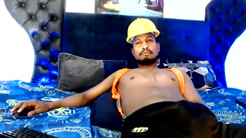 Snapshot of elcaballeroblack chatting on 05/29/26, 02:09 elcaballeroblack online show from 05/29/26, 02:09