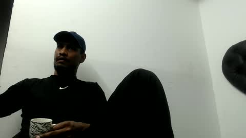 Snapshot of elcaballeroblack chatting on 06/03/26, 03:09 elcaballeroblack online show from 06/03/26, 03:09