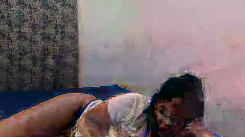 Snapshot of electra137 chatting on 05/19/26, 02:29 Isabella online show from 05/19/26, 02:29