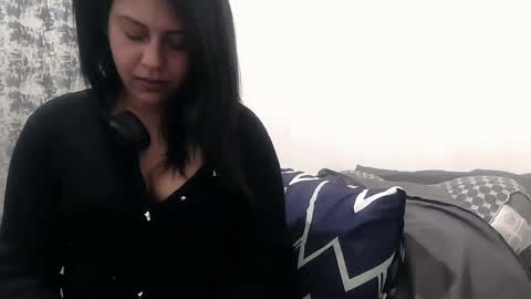 Isabella online show from 08/02/26, 12:53