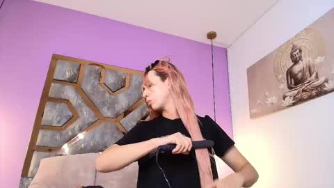 electra_gosselin online show from 11/04/25, 03:49