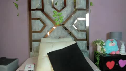 electra_gosselin online show from 04/08/26, 01:38