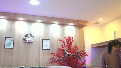 Electra Jones online show from 12/15/25, 11:36