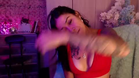 Snapshot of electrahot_18 chatting on 06/17/26, 02:36 Electra online show from 06/17/26, 02:36