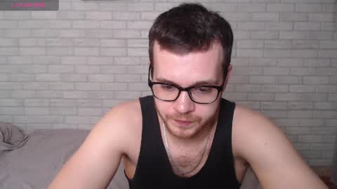 Snapshot of electric_smile chatting on 05/10/26, 07:08 Alex online show from 05/10/26, 07:08