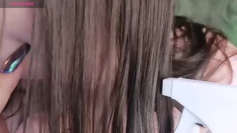 Snapshot of elegant_audacity chatting on 12/11/24, 12:55 Rachel online show from 12/11/24, 12:55