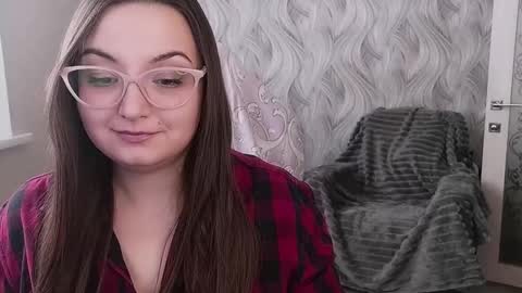 Snapshot of elegant_audacity chatting on 02/18/25, 11:33 Rachel online show from 02/18/25, 11:33