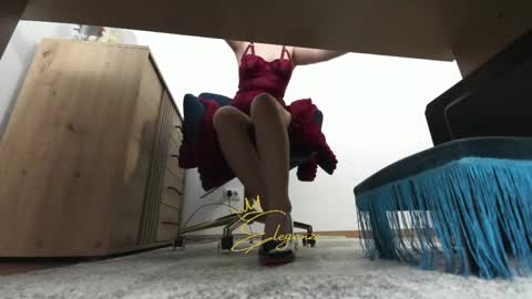 eleganzavogue online show from 04/23/26, 12:29