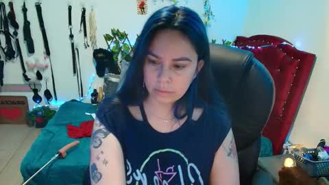 Snapshot of elektra_32 chatting on 11/11/25, 08:58 elektra online show from 11/11/25, 08:58