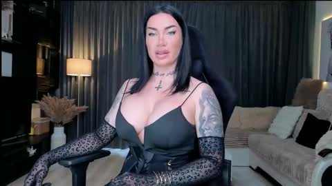 ElektraSheDemon online show from 04/17/26, 07:22