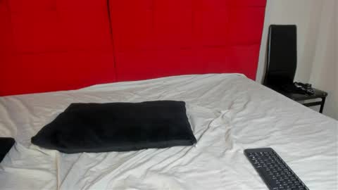 Snapshot of elena_and_derek chatting on 12/13/24, 12:20 Elena Derek online show from 12/13/24, 12:20