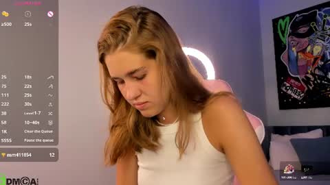 Snapshot of elena_grace chatting on 06/10/26, 10:08 Jenny online show from 06/10/26, 10:08