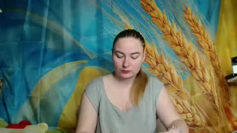 Elena online show from 05/05/26, 07:38