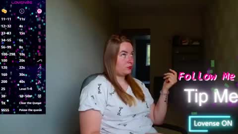 Snapshot of elena_maeer chatting on 07/11/26, 07:44 Elena online show from 07/11/26, 07:44