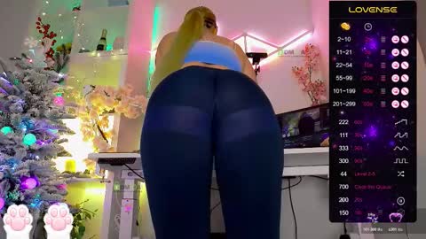 Elena online show from 12/17/25, 09:54